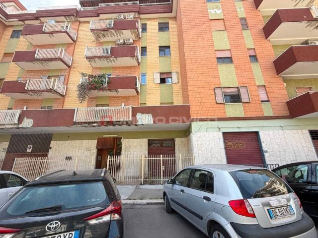 Locale Commerciale in vendita a Puglia, Foggia