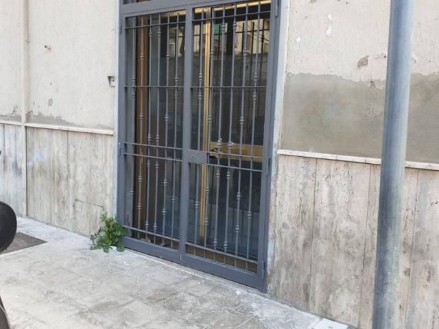 Locale Commerciale in vendita a Puglia, Foggia