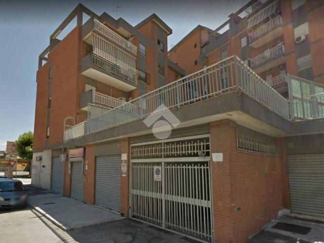 Locale Commerciale in vendita a Puglia, Foggia