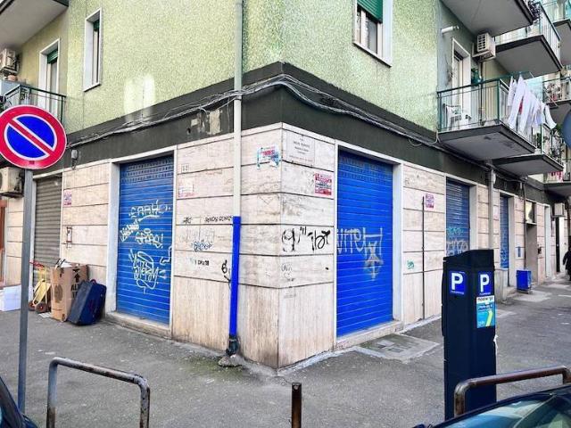 Locale Commerciale in vendita a Foggia