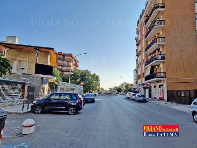 Locale Commerciale in vendita a Puglia, Foggia