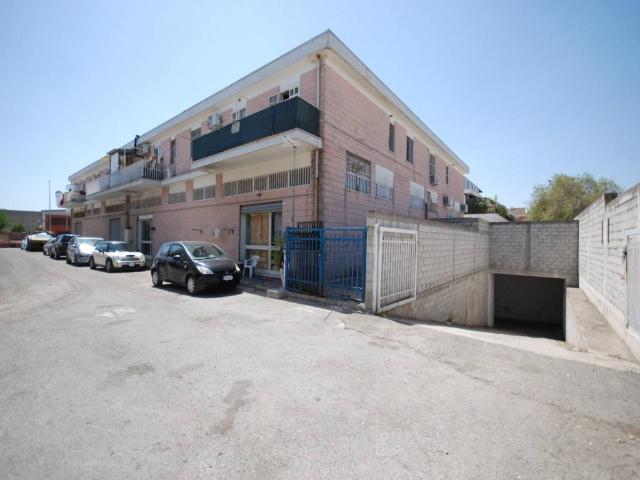 Locale Commerciale in vendita a Puglia, Foggia