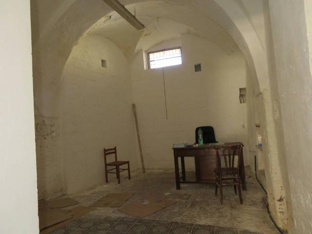 Locale Commerciale in vendita a Puglia, Foggia
