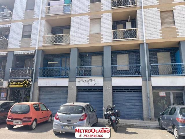 Locale Commerciale in vendita a Foggia