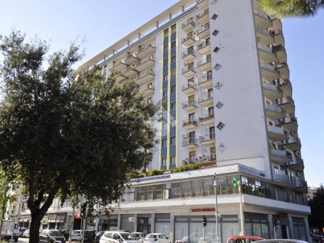 Locale Commerciale in vendita a Puglia, Foggia