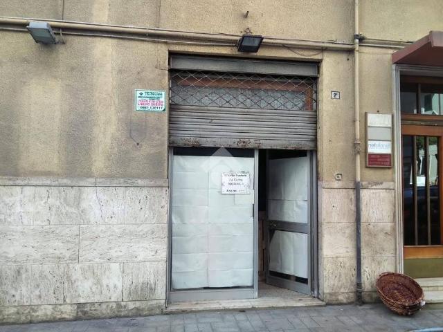 Locale Commerciale in vendita a Puglia, Foggia