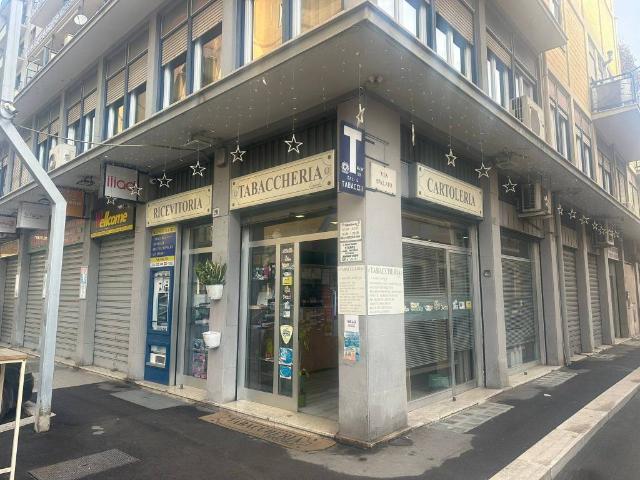 Locale Commerciale in vendita a Puglia, Foggia