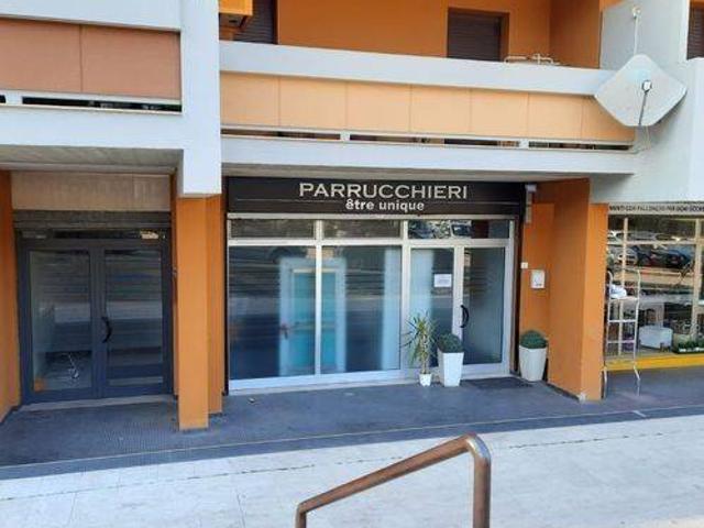 Locale Commerciale in vendita a Marche, Ascoli Piceno