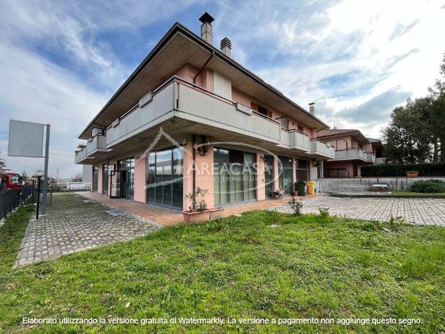 Locale Commerciale in vendita a Marche, Ascoli Piceno