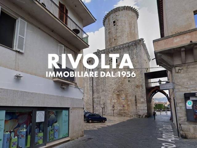 Locale Commerciale in vendita a Cardinale, Salto Di Fondi