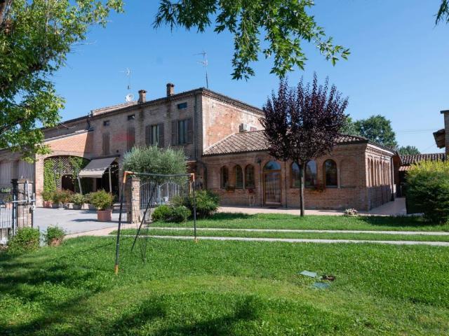 Palazzo in vendita a Fontanellato, Reggio Emilia