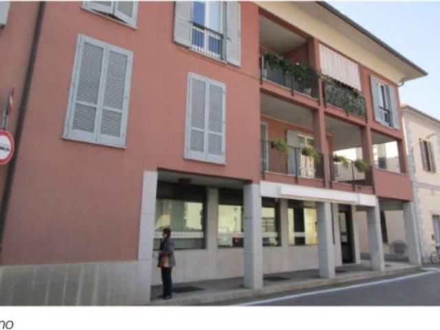 Locale Commerciale in vendita a Piemonte, Novara