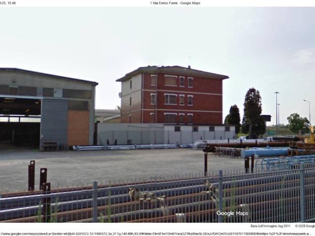 Locale Commerciale in vendita a Fontevivo, Reggio Emilia