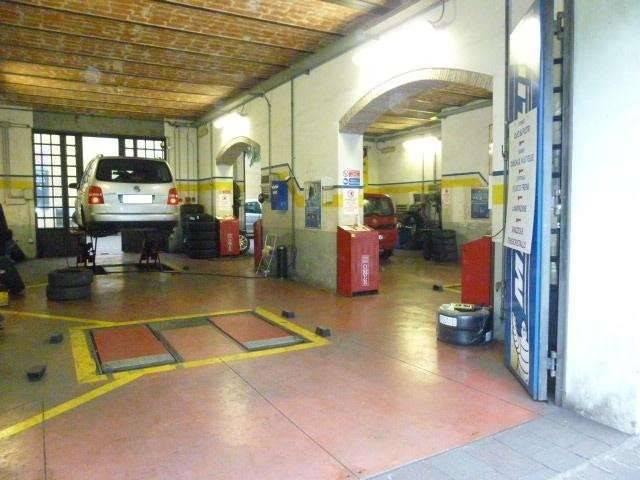 Locale Commerciale in vendita a Unione di Comuni della Romagna Forlivese, Quattro