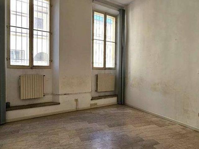 Locale Commerciale in vendita a Schiavonia - San Biagio, Forlì