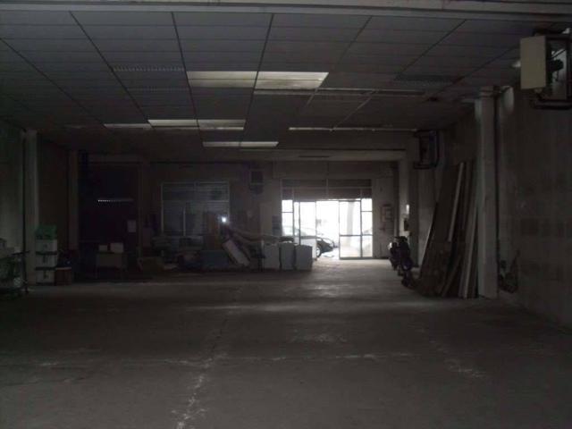 Locale Commerciale in vendita a Unione di Comuni della Romagna Forlivese, Quattro