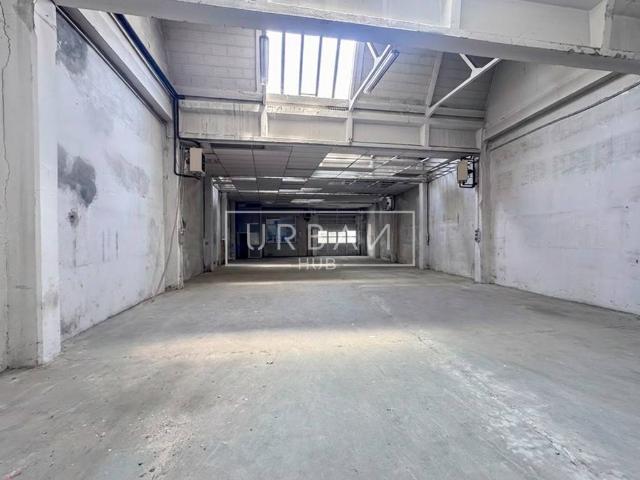 Locale Commerciale in vendita a Unione di Comuni della Romagna Forlivese, Quattro