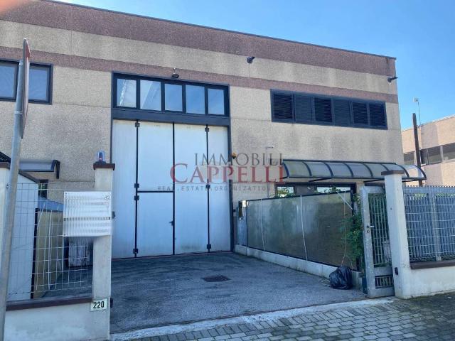 Locale Commerciale in vendita a Unione di Comuni della Romagna Forlivese, Forlimpopoli