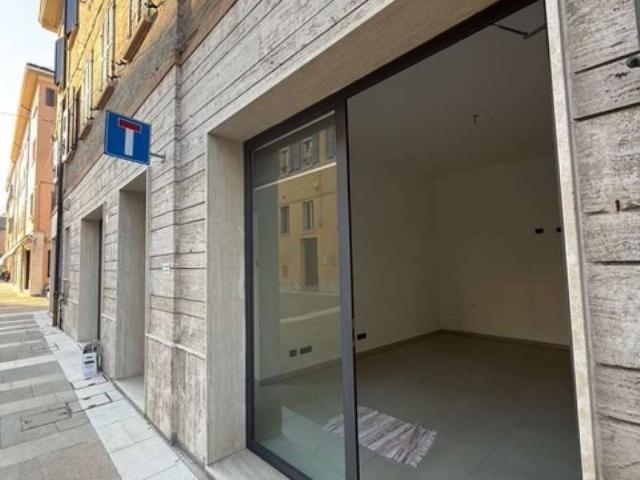 Locale Commerciale in vendita a Unione dei comuni del Distretto Ceramico, Formigine