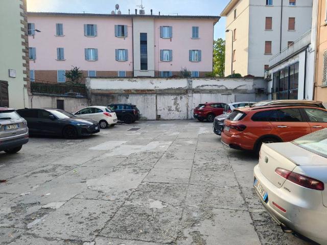 Locale Commerciale in vendita a Riccò di Fornovo, Fornovo di Taro