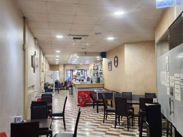 Locale Commerciale in vendita a Piemonte, Cuneo