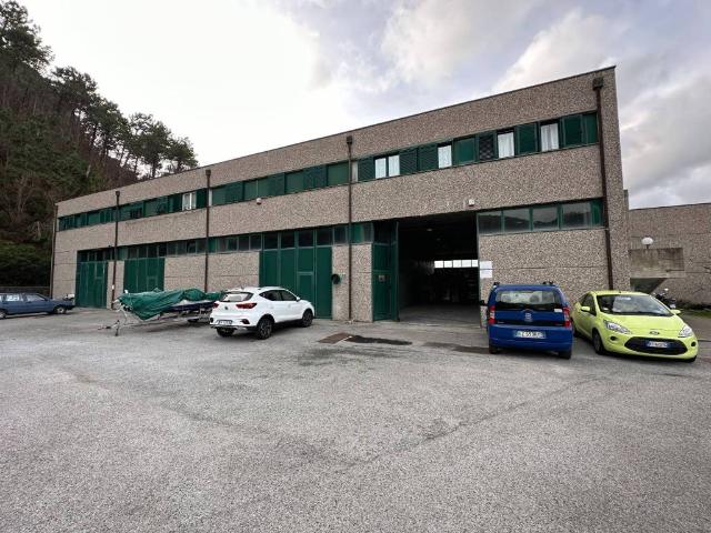 Locale Commerciale in vendita a Framura, Liguria