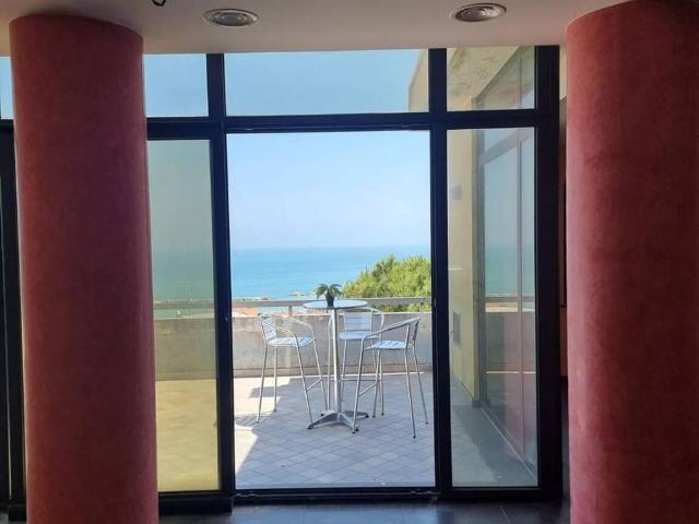 Locale Commerciale in vendita a Vallone, Francavilla al Mare