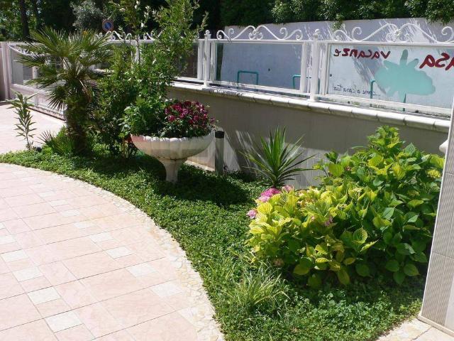Locale Commerciale in vendita a Vallone, Francavilla Al Mare