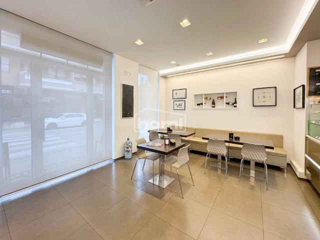 Locale Commerciale in vendita a Vallone, Francavilla Al Mare