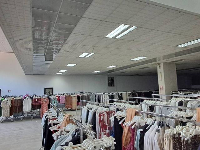 Locale Commerciale in vendita a Frosinone, Lazio