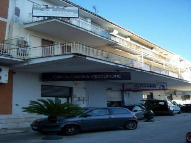 Locale Commerciale in vendita a De Matthaeis, Frosinone