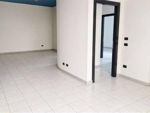 Locale Commerciale in vendita a De Matthaeis, Frosinone