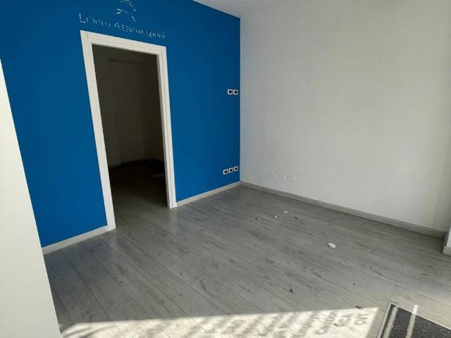 Locale Commerciale in vendita a De Matthaeis, Frosinone