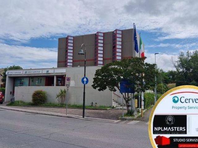 Locale Commerciale in vendita a Unione dei Comuni Circondario dell'Empolese Valdelsa, Fucecchio