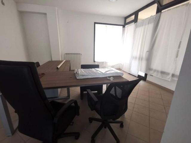 Locale Commerciale in vendita a Unione dei Comuni Circondario dell'Empolese Valdelsa, Fucecchio