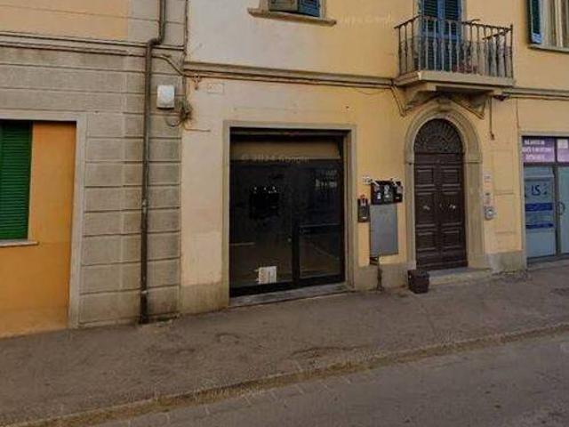 Locale Commerciale in vendita a Unione dei Comuni Circondario dell'Empolese Valdelsa, Fucecchio