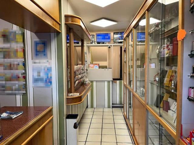 Locale Commerciale in vendita a Unione dei comuni della Bassa Romagna, Fusignano