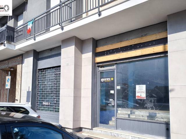 Locale Commerciale in vendita a Piemonte, Biella