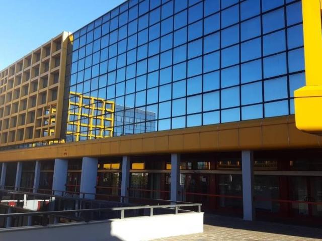 Locale Commerciale in vendita a Gallarate, Lombardia