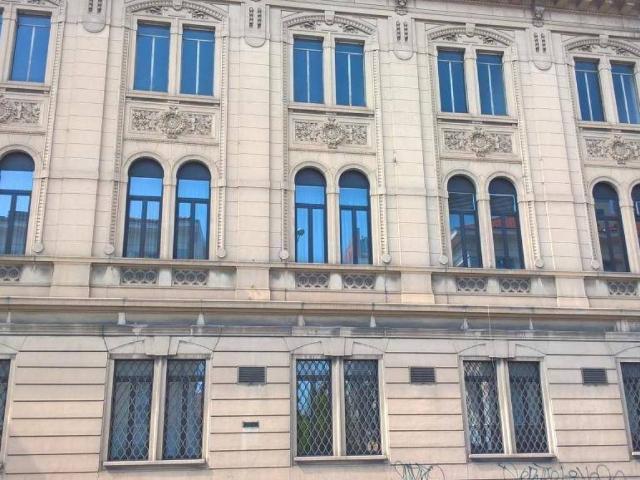 Locale Commerciale in vendita a Centro, Gallarate