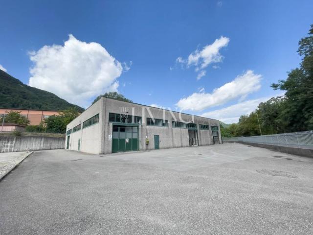 Locale Commerciale in vendita a Unione Comuni Garfagnana, Gallicano