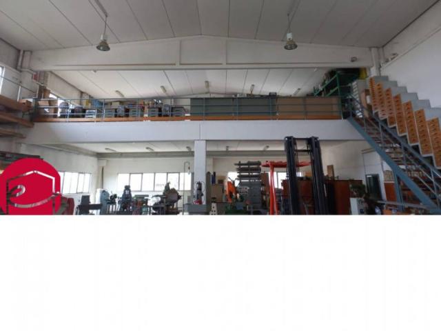 Locale Commerciale in vendita a Gambettola, Reggio Emilia
