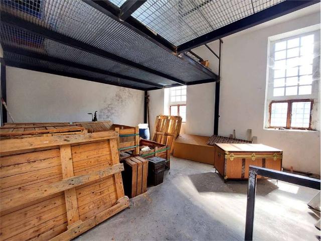 Locale Commerciale in vendita a Piemonte, Cuneo