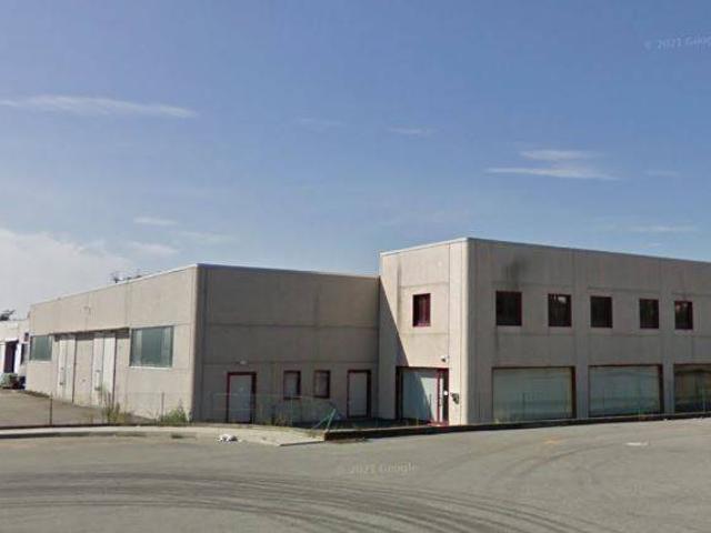 Locale Commerciale in vendita a Piemonte, Vercelli