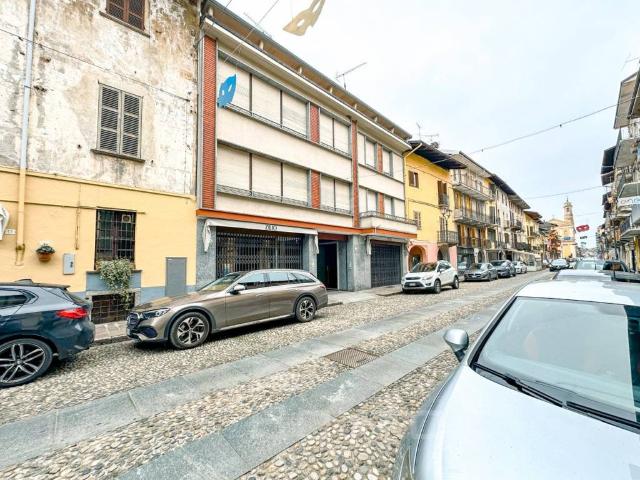 Locale Commerciale in vendita a Località San Bernardo, Piemonte