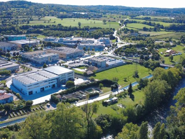 Locale Commerciale in vendita a Comunità montana della Valle Sabbia, Gavardo