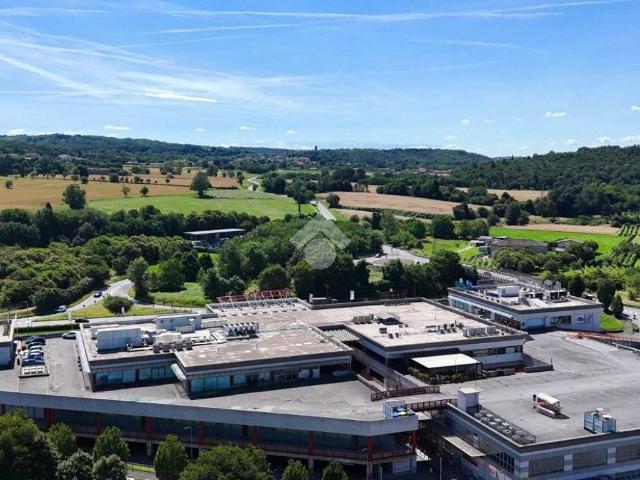 Locale Commerciale in vendita a Comunità montana della Valle Sabbia, Gavardo