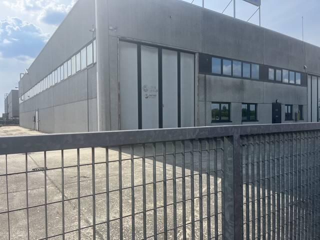 Locale Commerciale in vendita a Gazzo Veronese, Roncanova