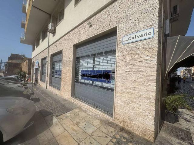 Locale Commerciale in vendita a Quartiere Sant'Agostino, Gela