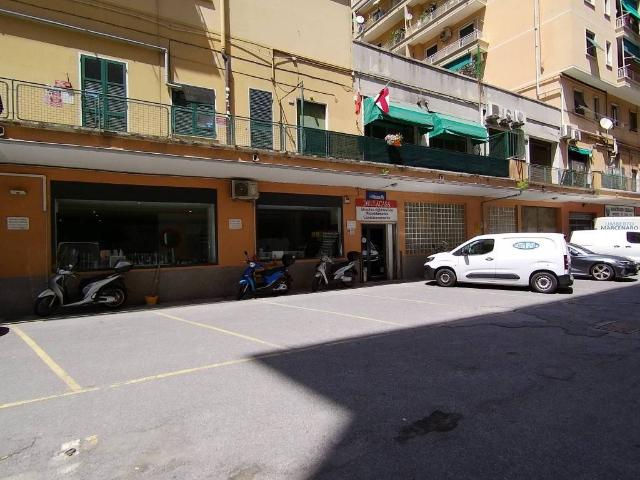 Locale Commerciale in vendita a Bassa Val Bisagno, Serra Riccò